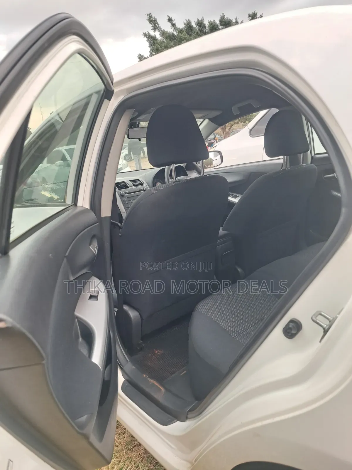 Toyota Corolla 2010 White