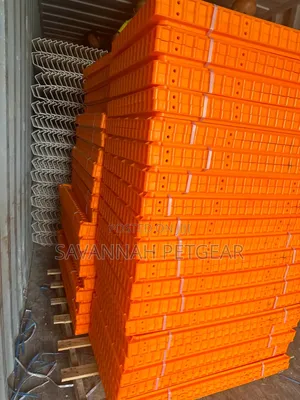 Heavy-Duty Orange Plastic Crates for Transporting Live Poultry (HDPE)