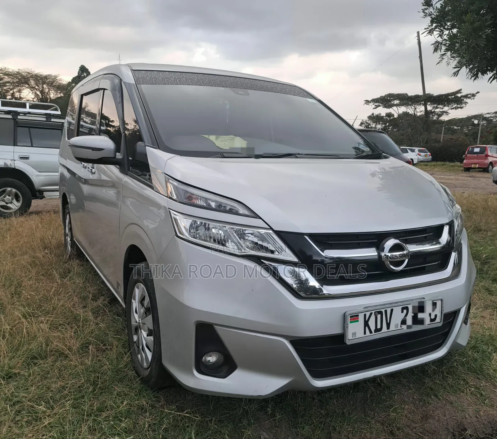 Nissan Serena 2018 Silver