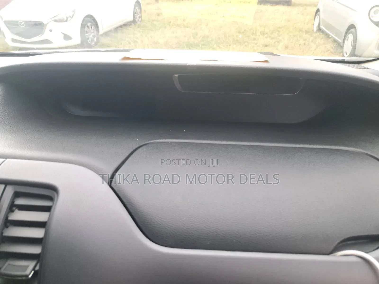 Nissan Serena 2018 Silver