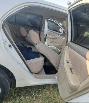 Toyota Corolla 2005 White