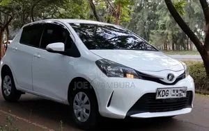Toyota Vitz 2015 White