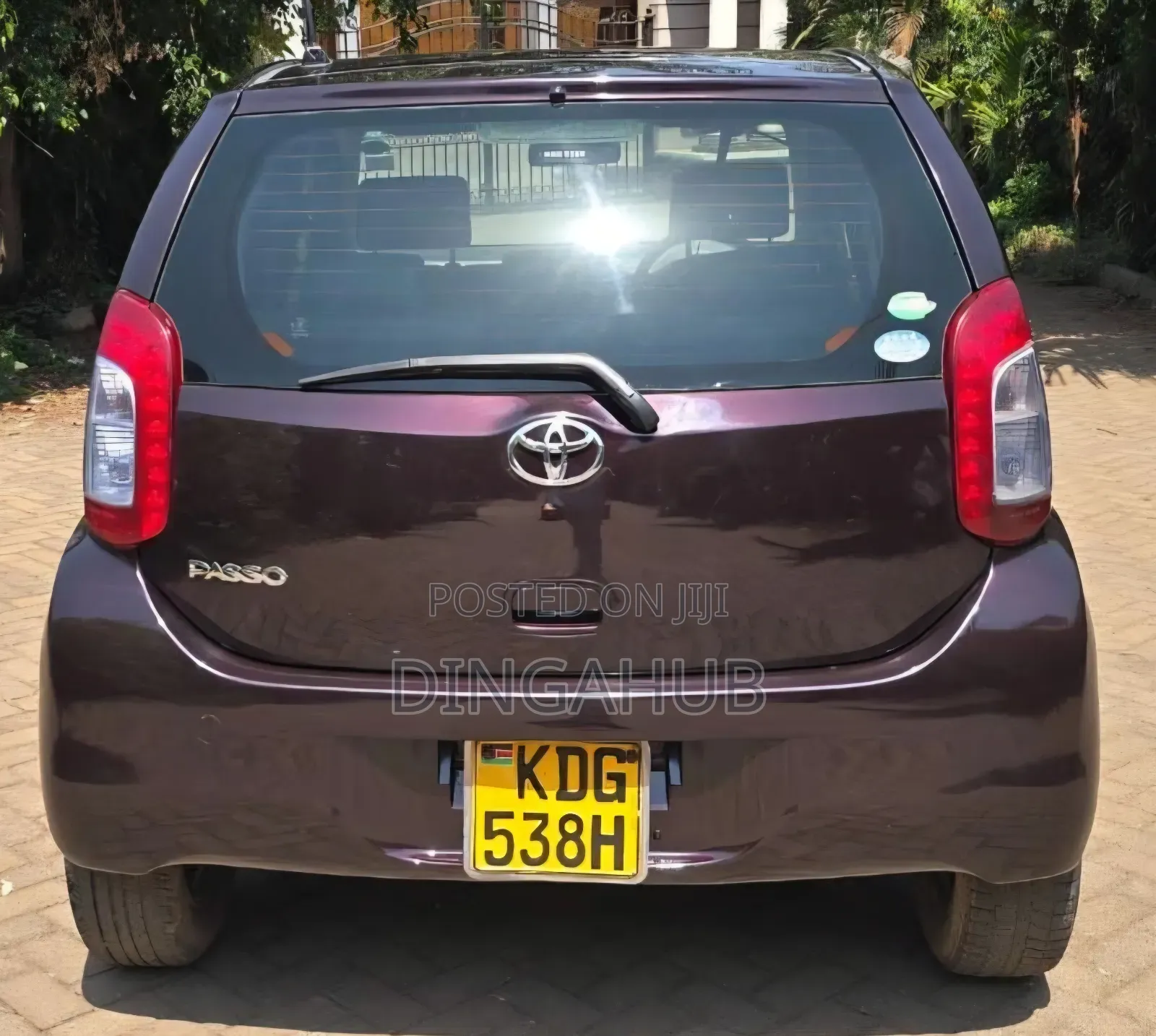 Toyota Passo 1.0 FWD 2014 Maroon