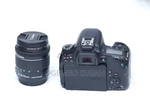 Canon EOS 77D Camera With 18–55mm Lens