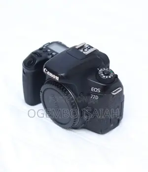 Canon EOS 77D Camera With 18–55mm Lens