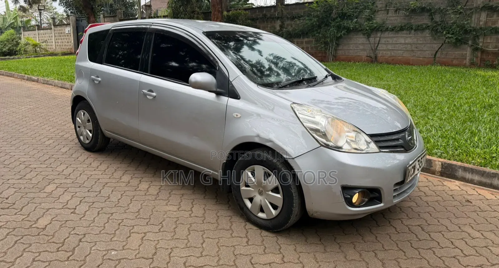 Nissan Note 2012 Silver