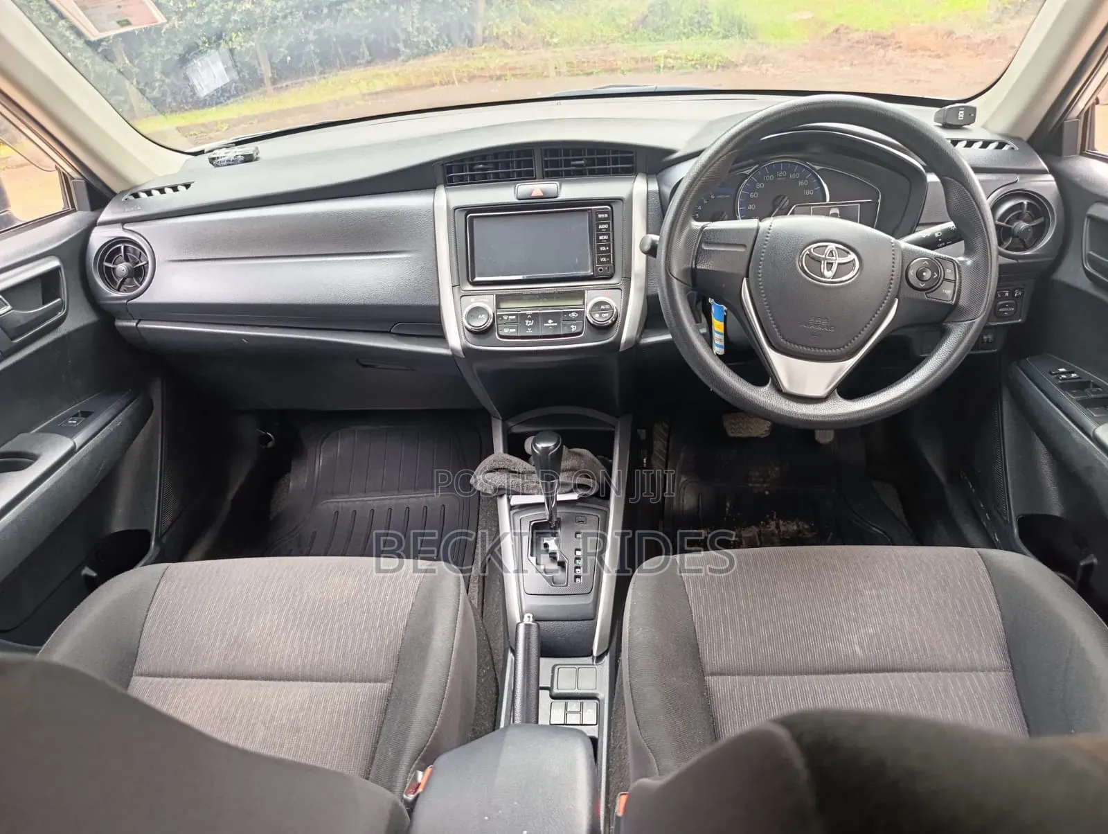 Toyota Corolla Fielder 2018