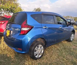 Nissan Note 2017 Blue
