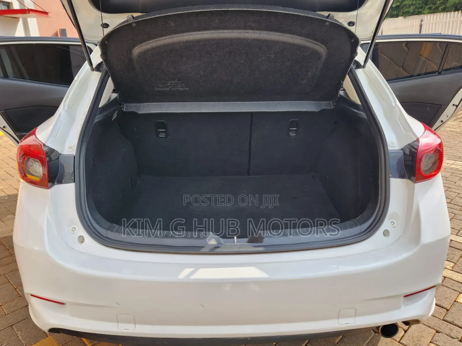 Mazda Axela 2017 Pearl