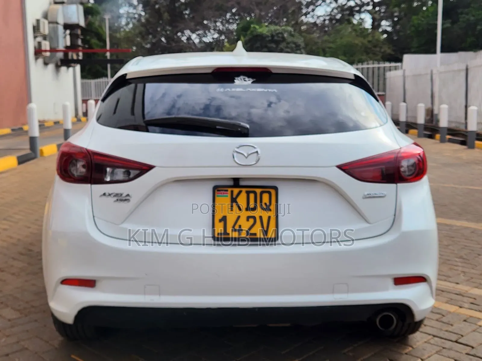 Mazda Axela 2017 Pearl