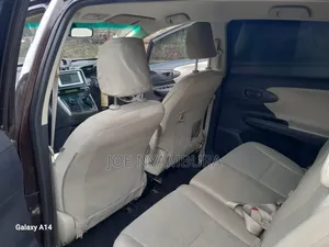 Toyota Wish 2011