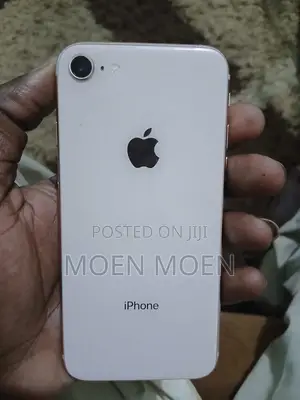 Apple iPhone 8 64 GB White