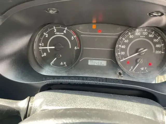 Toyota Hilux 2021 Beige