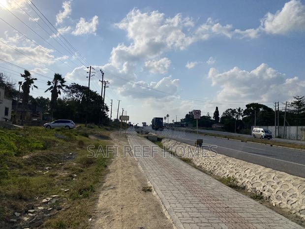 2 Acres Touching Nairobi Highway Kokotoni - thumbnail 9
