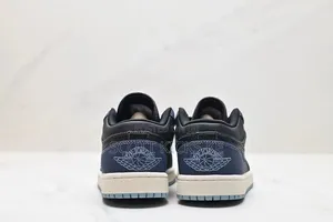 Nike Air Jordan 1 Low SE 'Black Dark Obsidian Snakeskin'.