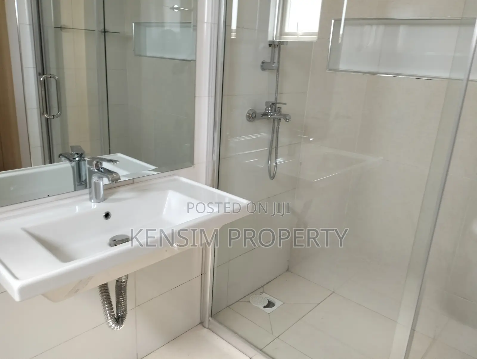 3bdrm Apartment in Raphta Road Area for rent