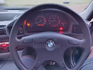 BMW 520i 1992 Blue
