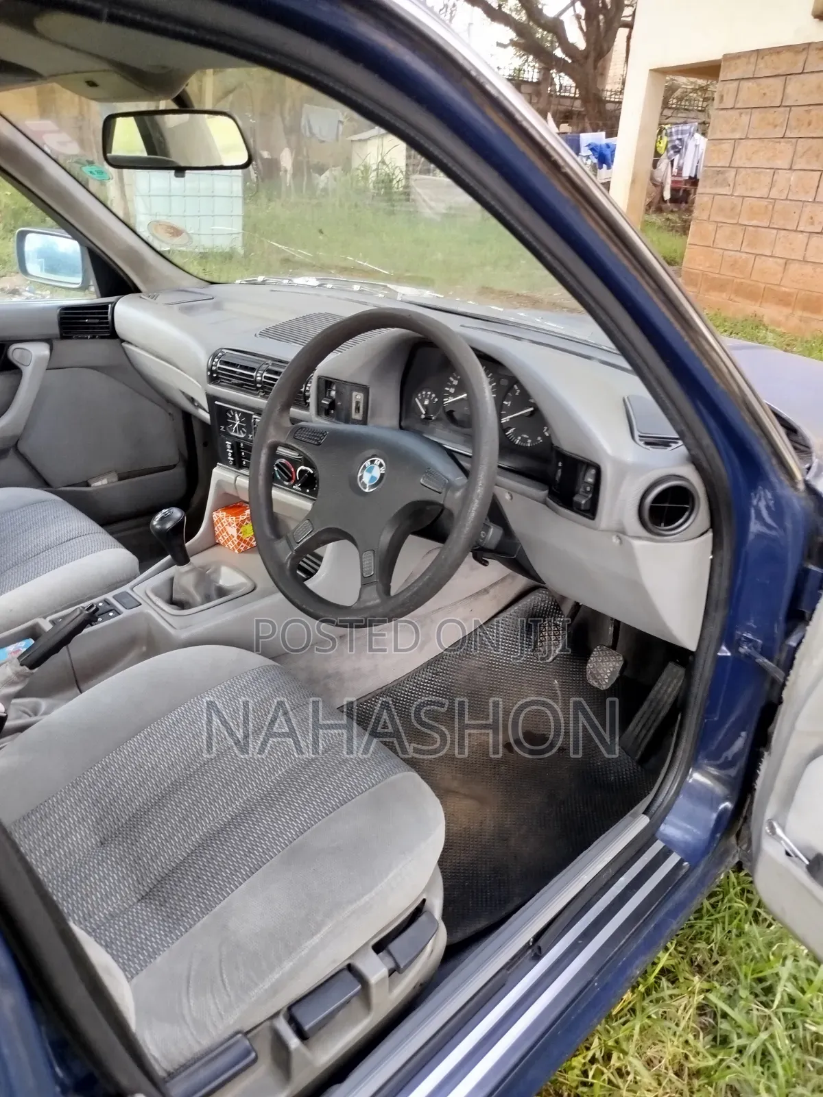 BMW 520i 1992 Blue
