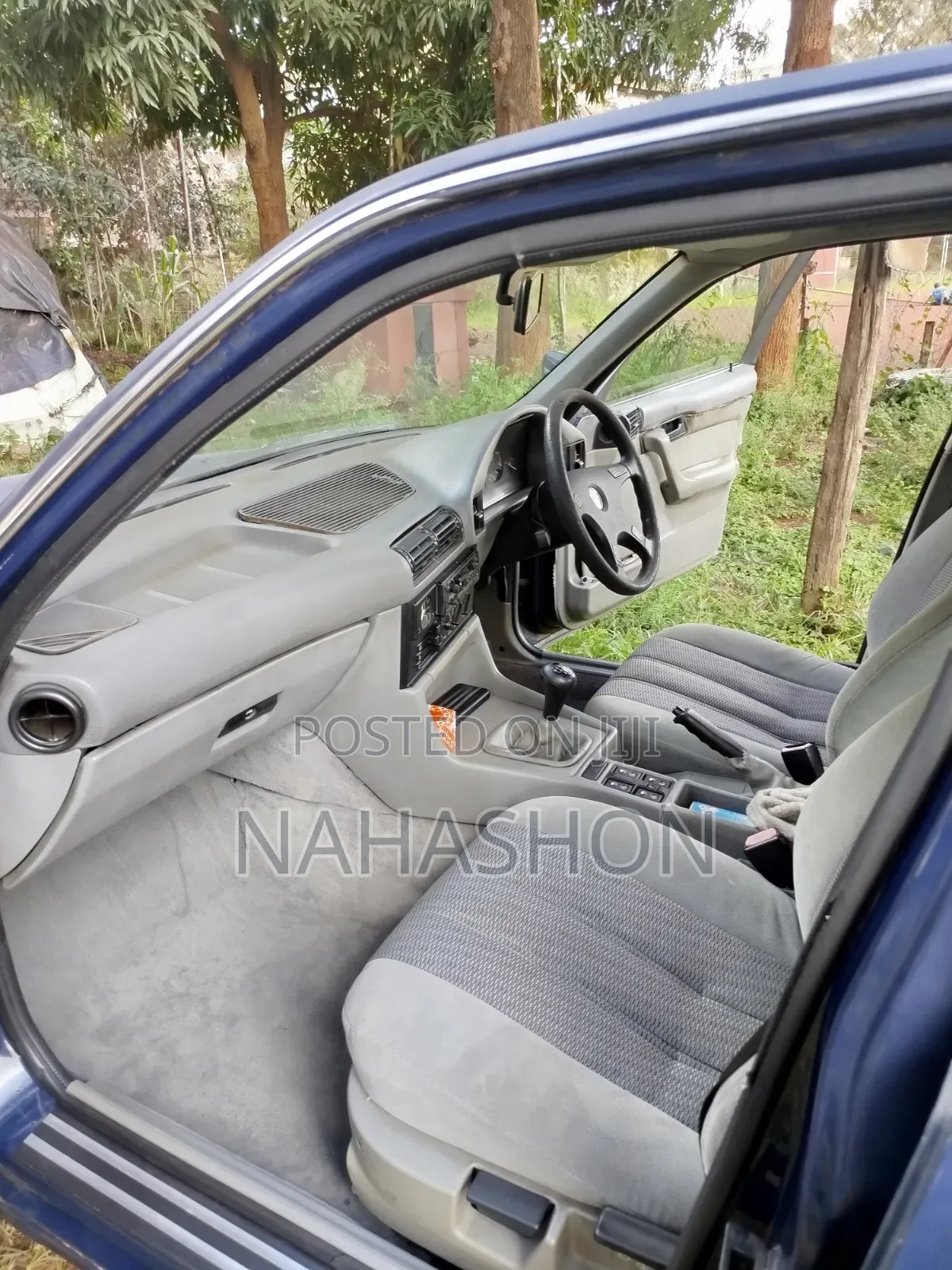 BMW 520i 1992 Blue