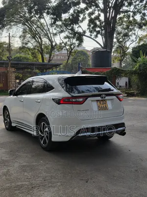 Toyota Harrier 2018 White