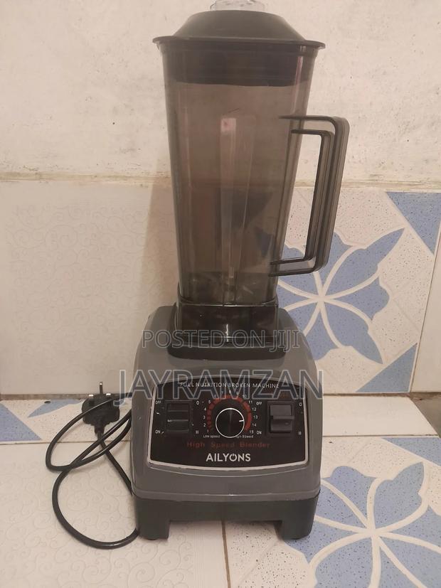 Kitchen Blender - main view