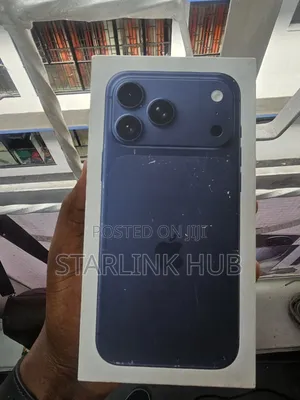 New Apple iPhone 17 Pro Max 256 GB Blue