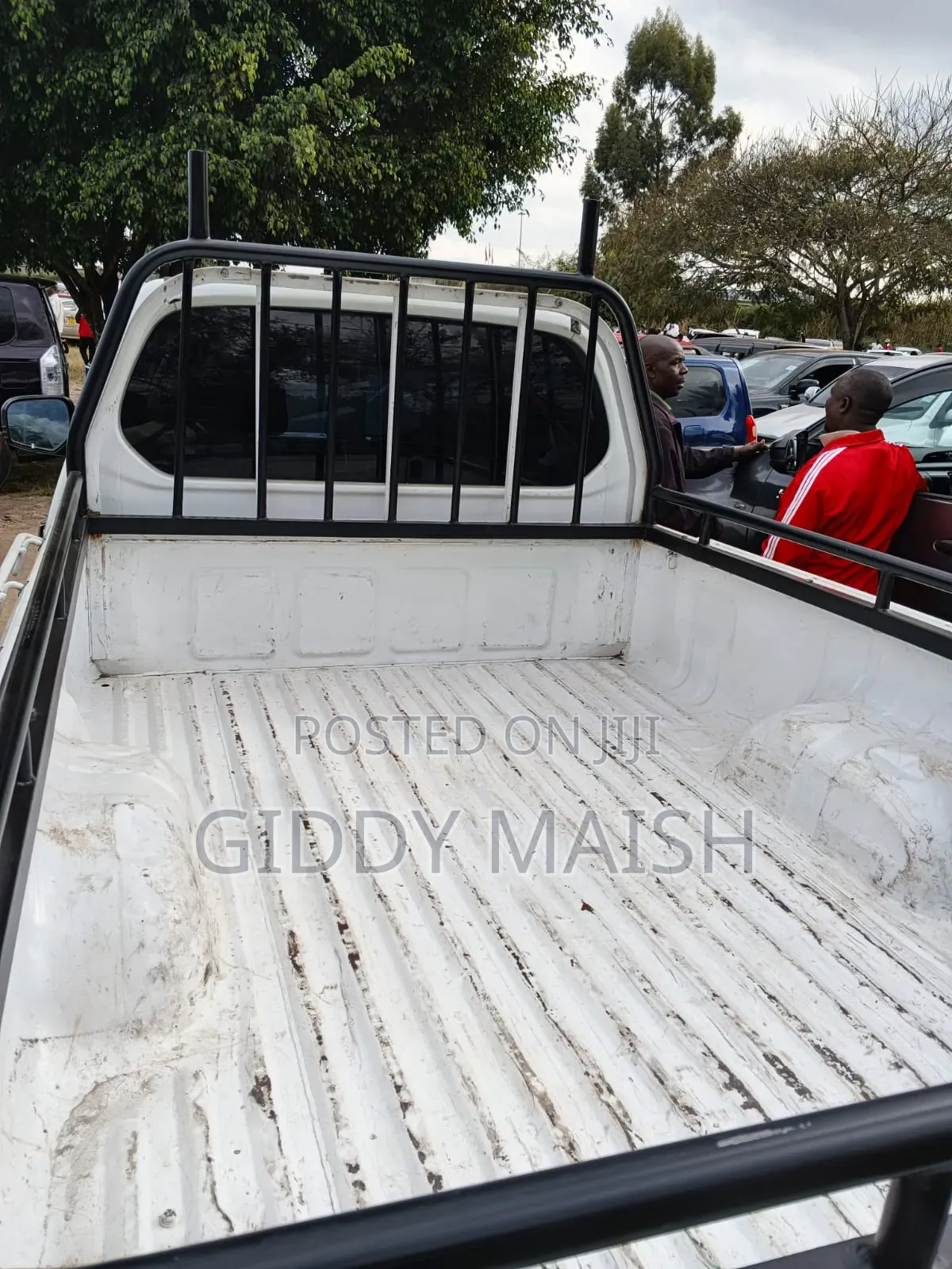 Mitsubishi L200 2012 White