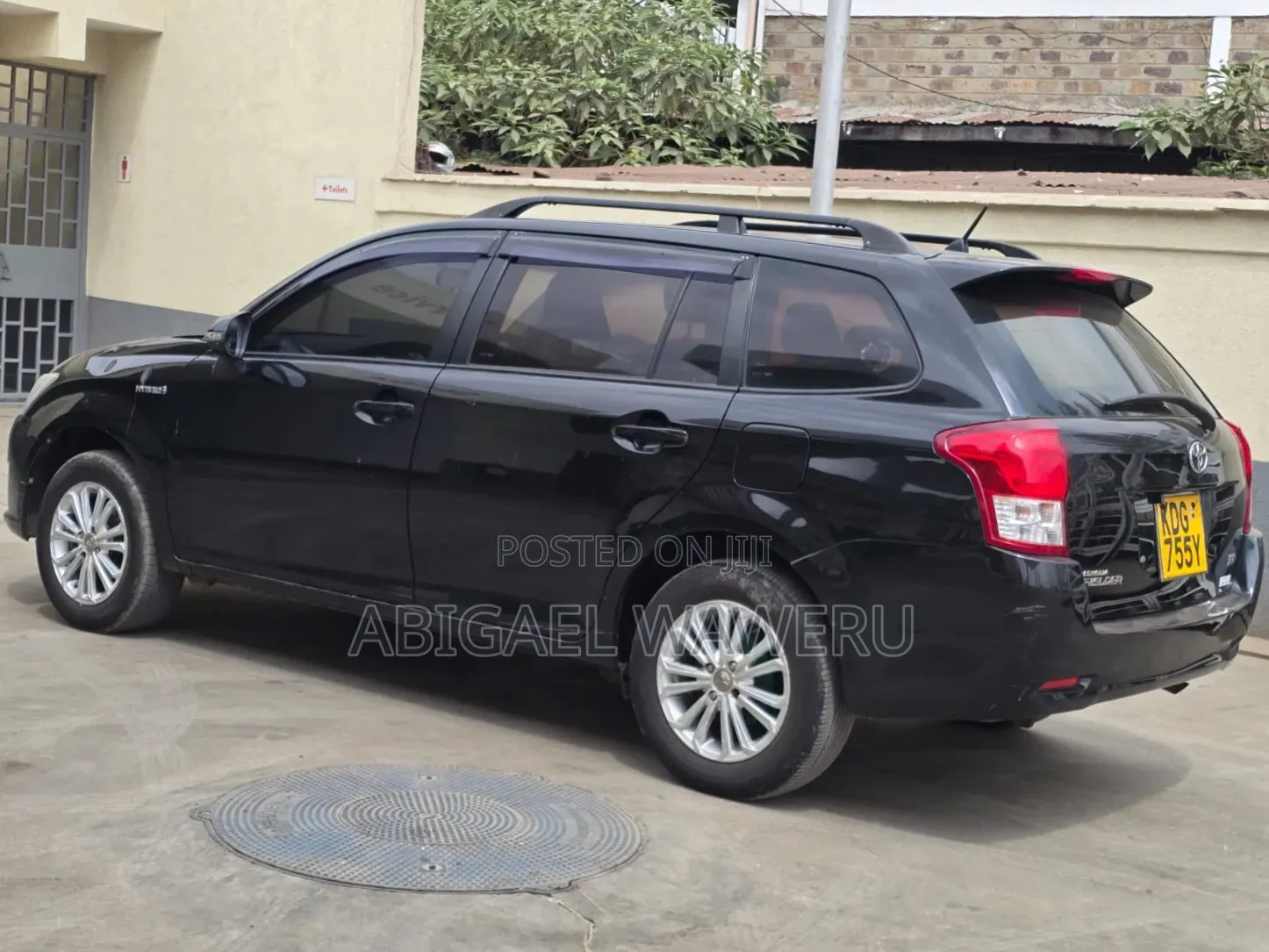 Toyota Corolla Fielder 2015 Black