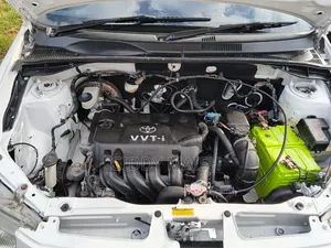 Toyota Succeed SV Premium 2014 White