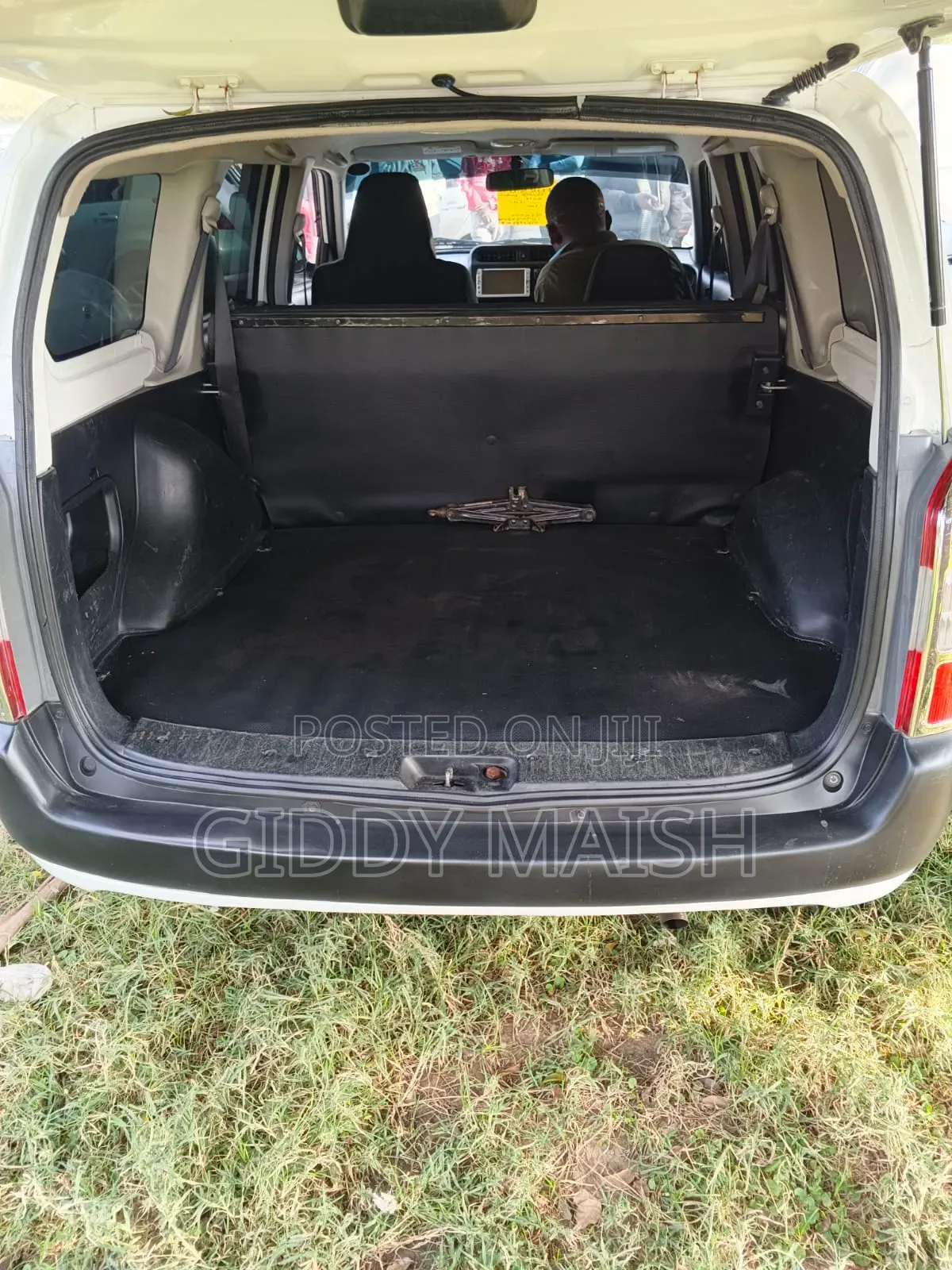 Toyota Probox 2015 White