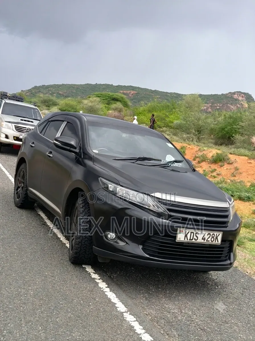 Toyota Harrier 2017 Black