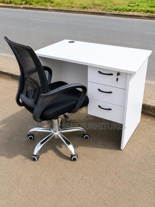 Prestige Office Desk 0.9m - main view