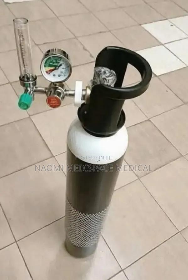 Complete 1.36m3 Oxygen Cylinder With Regulator,Oxygen Key,Nasal Prong