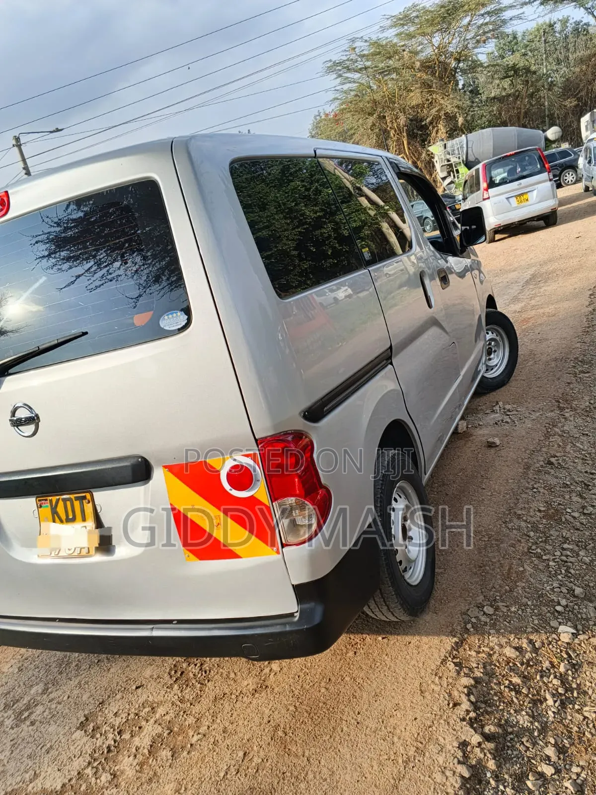 Nissan NV1500 2017 Silver