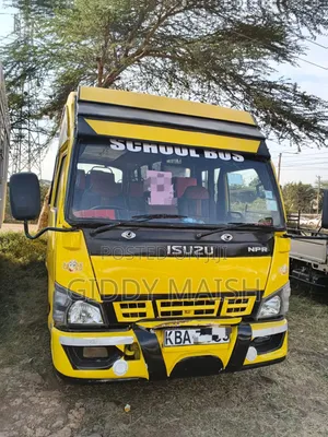 Isuzu NQR 2007 Yellow