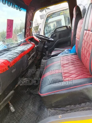 Isuzu NQR 2007 Yellow