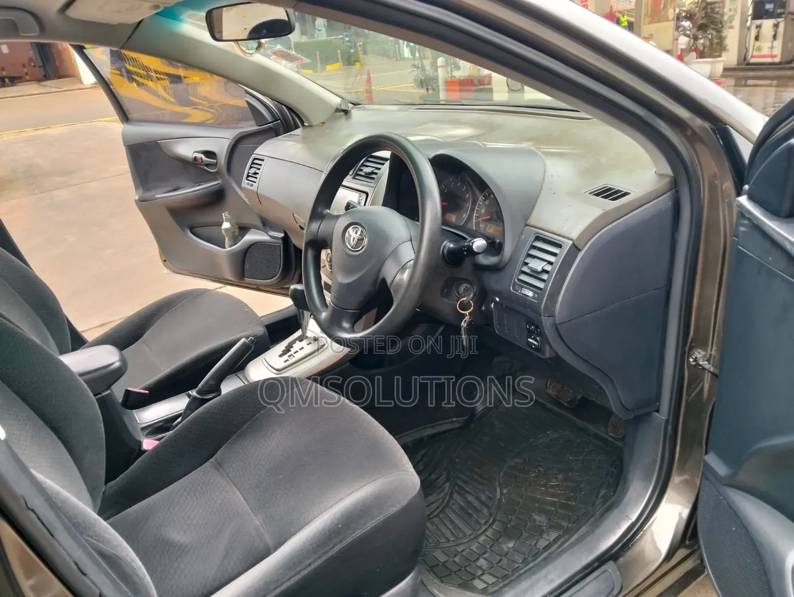 Toyota Corolla Fielder 2010 Silver