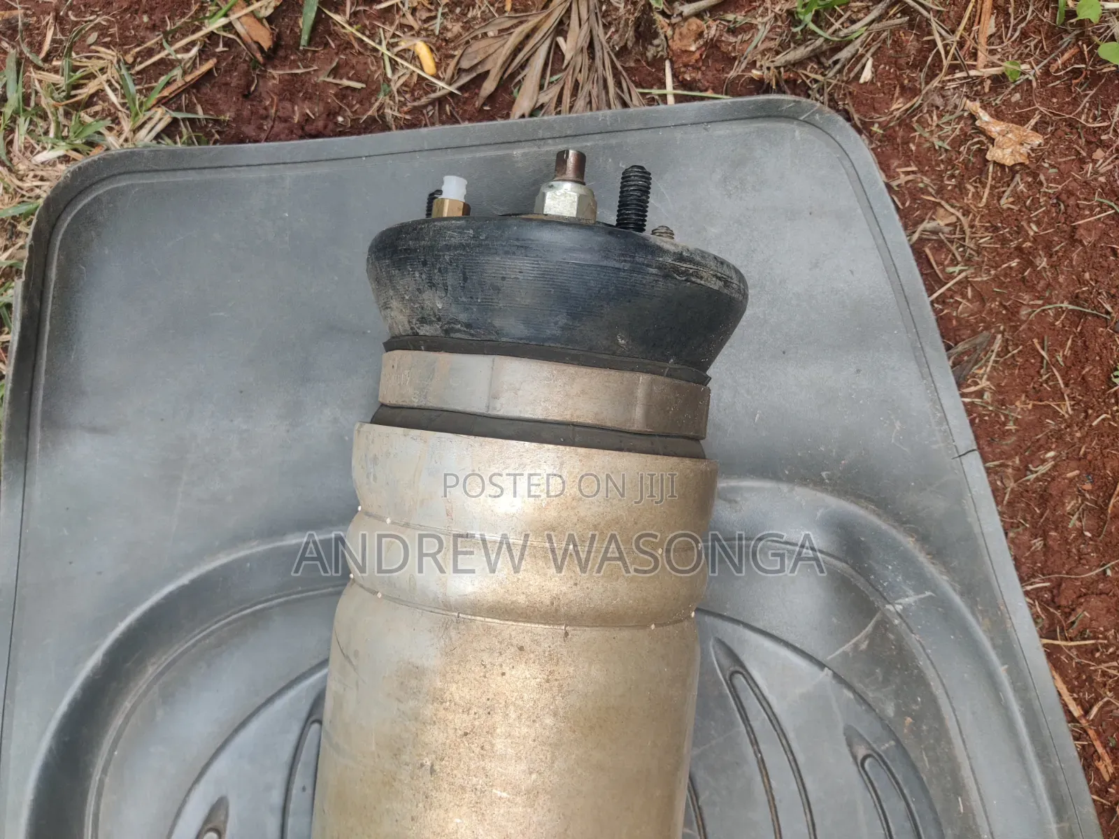 Land Rover Discovery 4 Front Shock Absorber