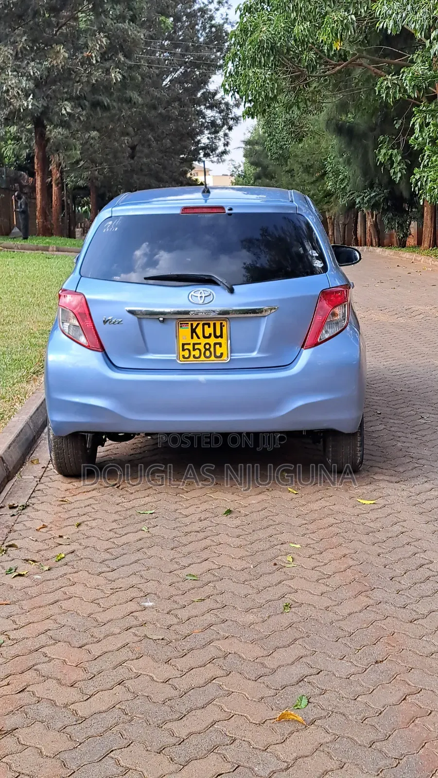 Toyota Vitz 2012 Blue