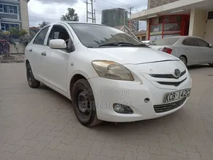 Toyota Belta 2008 White