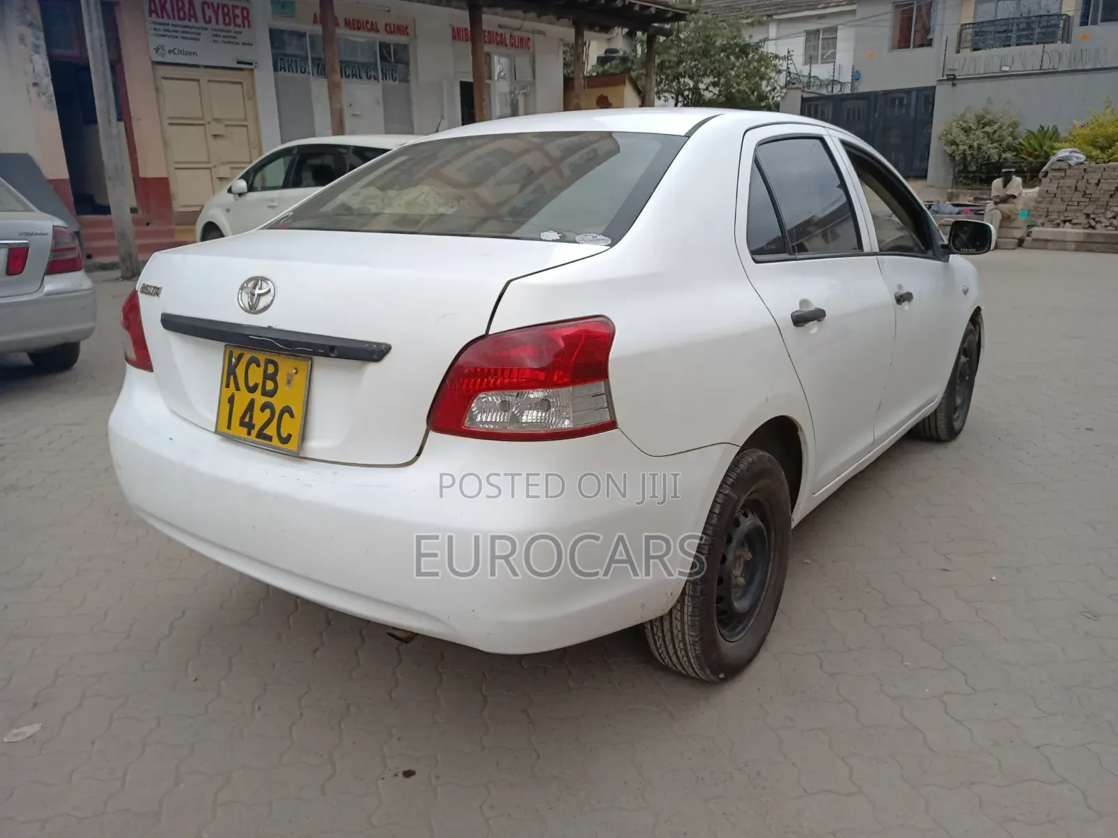 Toyota Belta 2008 White