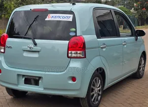 Toyota Porte 2020 Gray