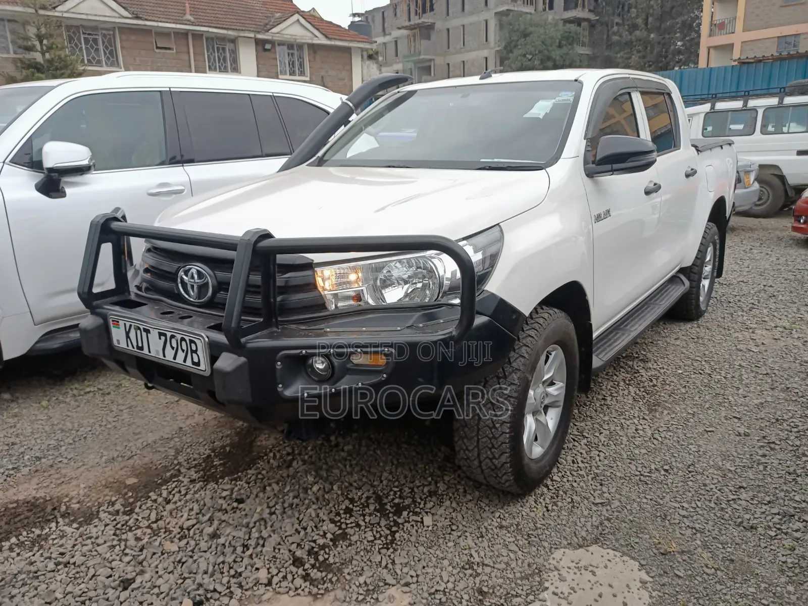 Toyota Hilux 2020 White