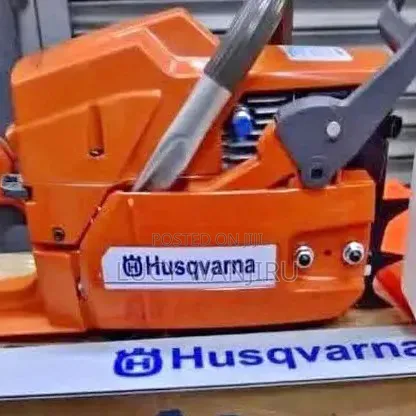 Affordable 272 Powerful Chainsaw