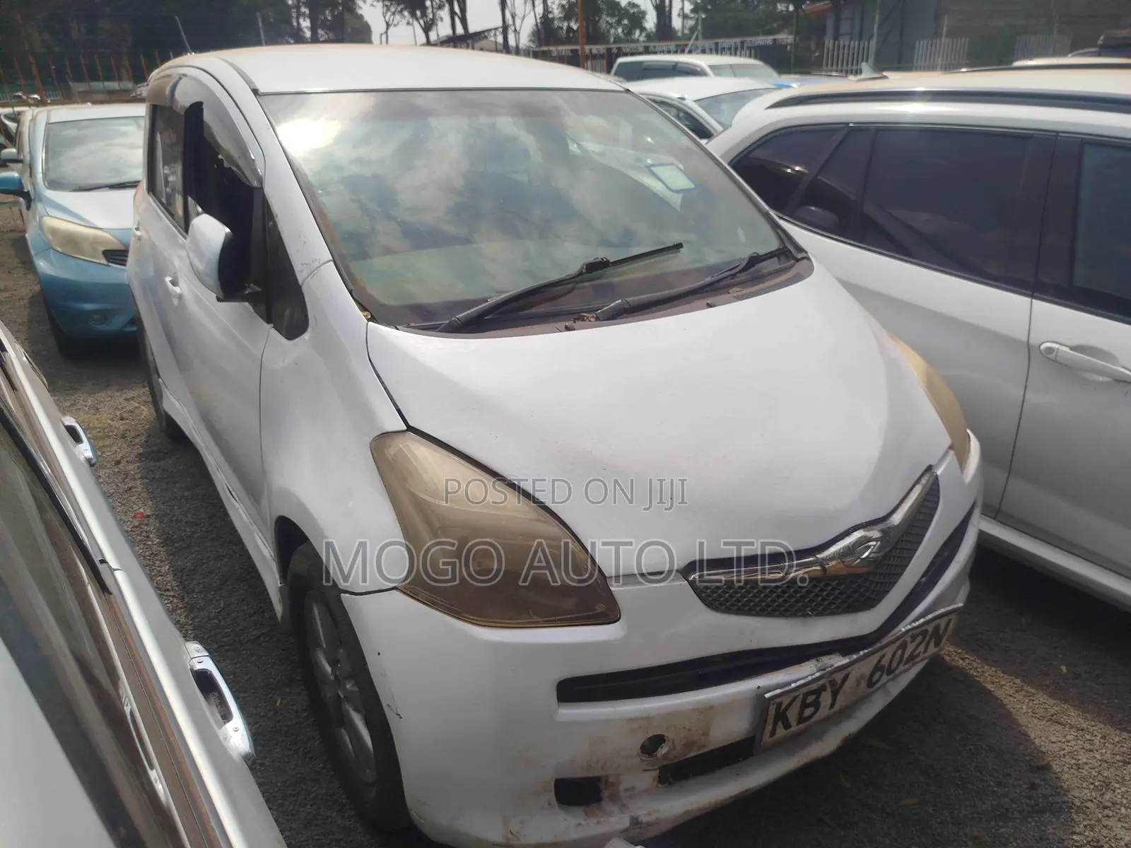 Toyota Ractis 2007 Pearl