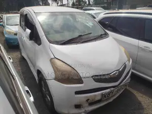 Toyota Ractis 2007 Pearl