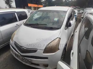 Toyota Ractis 2007 Pearl