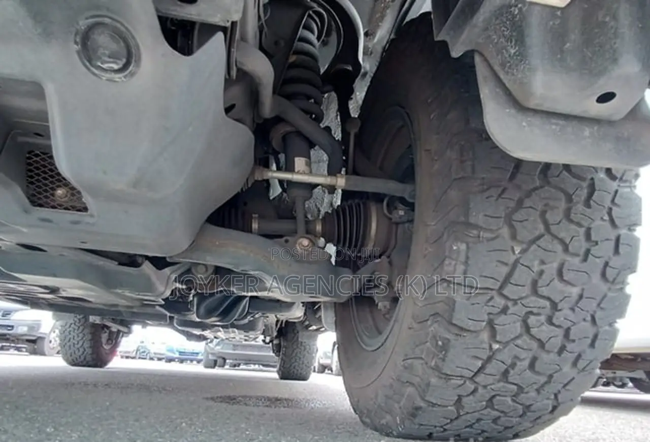 Toyota Land Cruiser Prado 2.8 2019 Pearl
