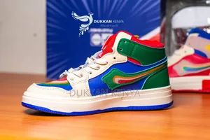 Unisex Sneakers