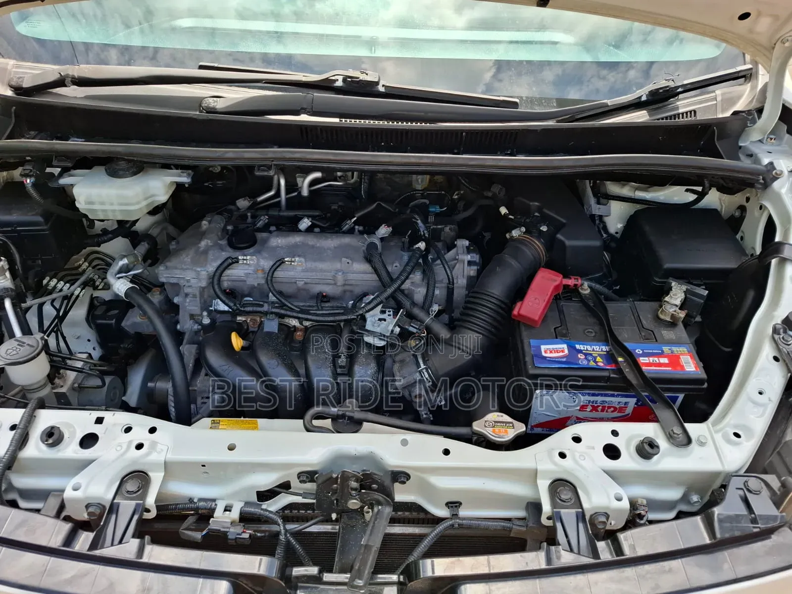 Toyota Voxy 2015 White